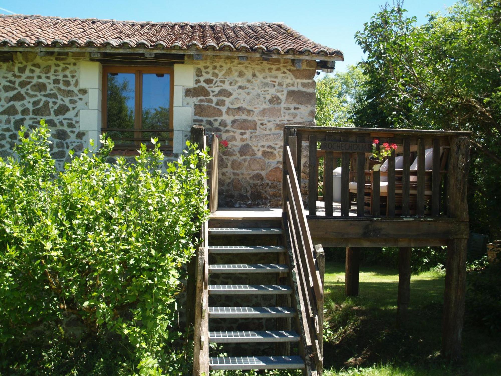Tranquille Vienne Gites A Chirac Dept Charente Exteriör bild