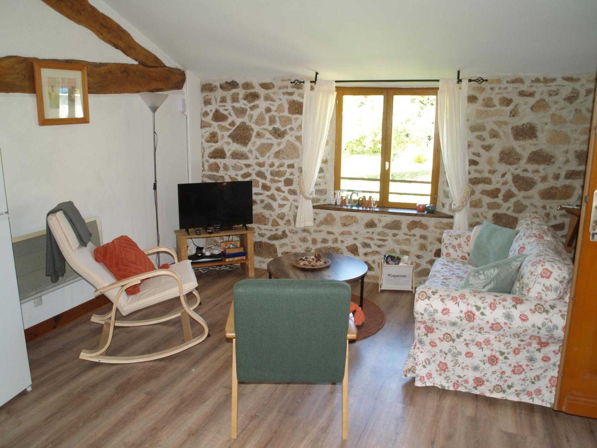 Tranquille Vienne Gites A Chirac Dept Charente Exteriör bild