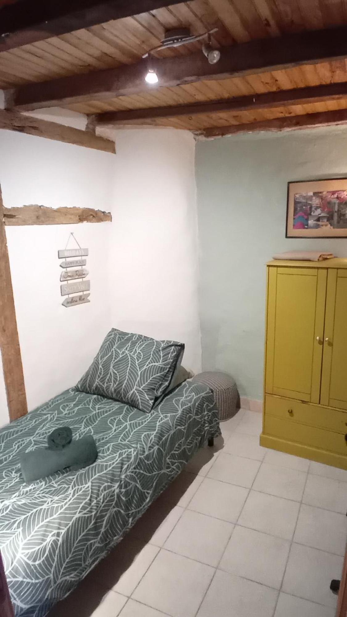 Tranquille Vienne Gites A Chirac Dept Charente Exteriör bild